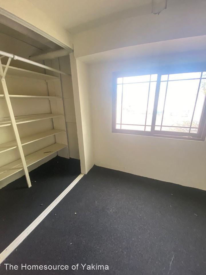 501 W Fremont Ave - Photo 2 of 18