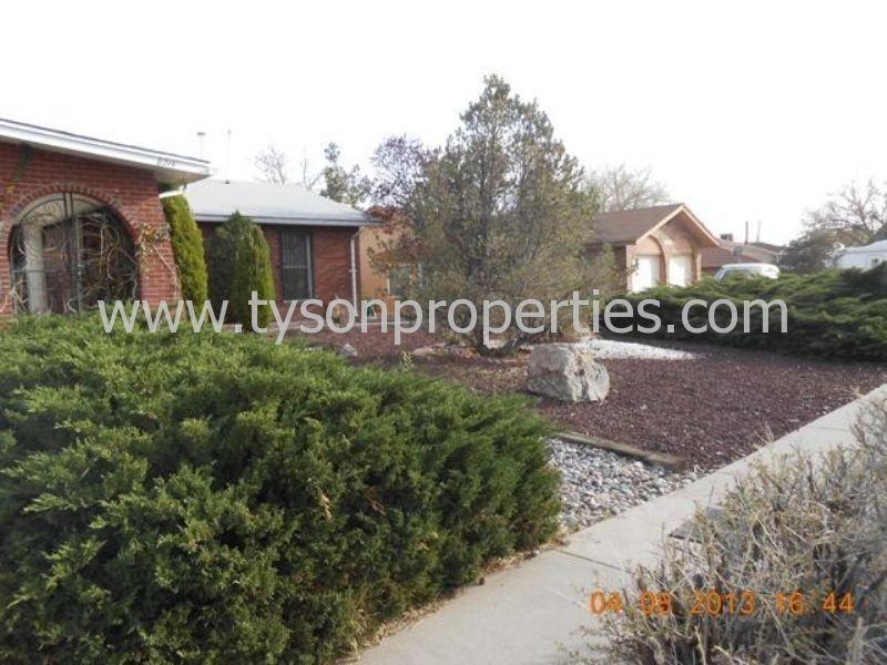 8214 Krim Dr NE - Photo 2 of 15