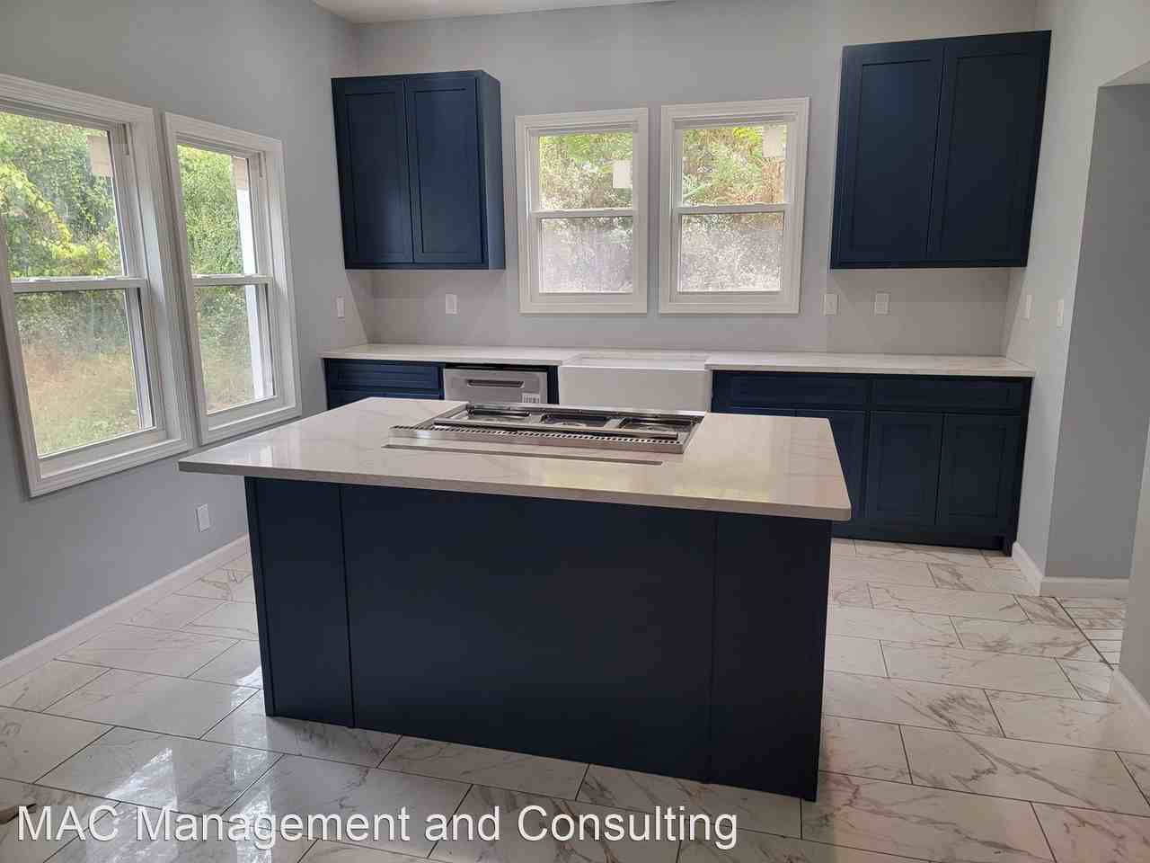 120 Anderson St - Photo 2 of 50