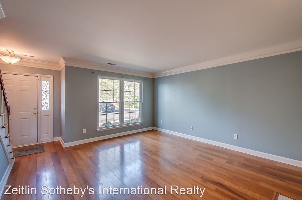 1625 Brentwood Pointe - Photo 2 of 22