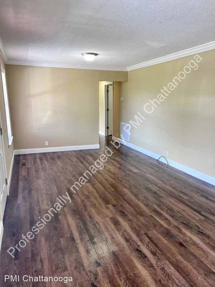 194 Ridgewood Dr - Photo 2 of 15