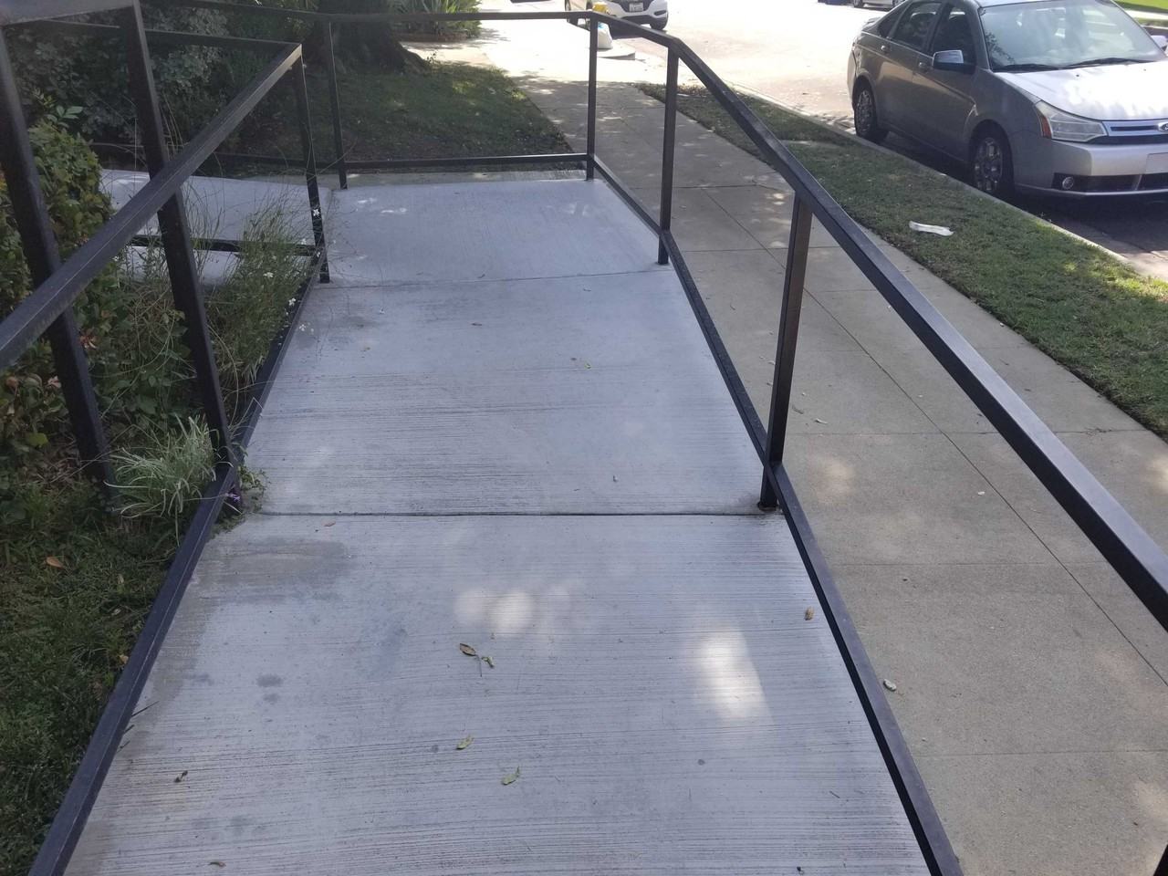 Mammoth Ave - Photo 3 of 50