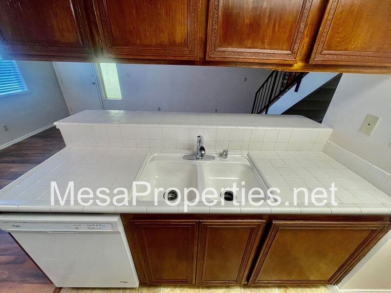 2946 Winfield Ave - Photo 5 of 16