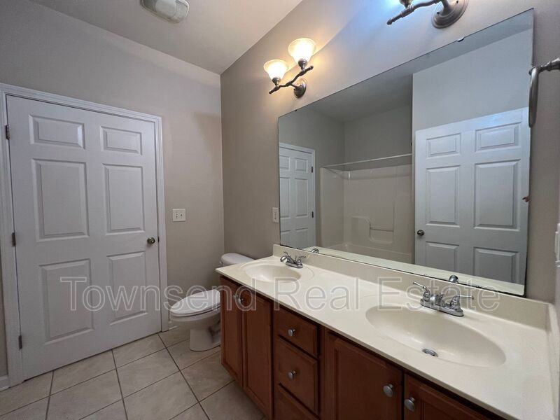 621 Marshtree Ln #107 - Photo 5 of 18