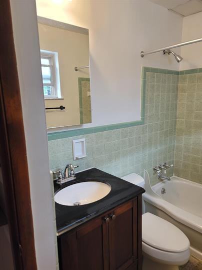 925 Highland - Photo 2 of 7