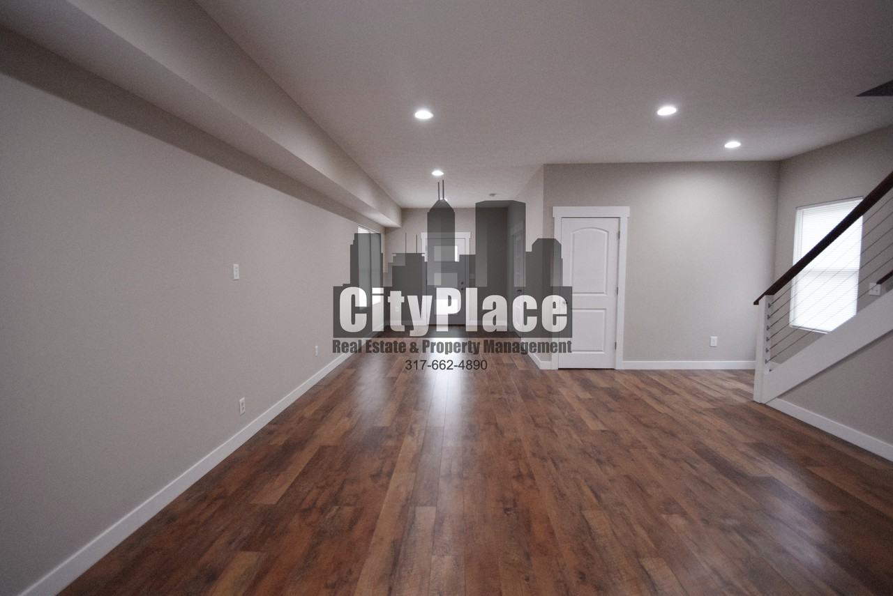 1399 Hoefgen St - Photo 5 of 27