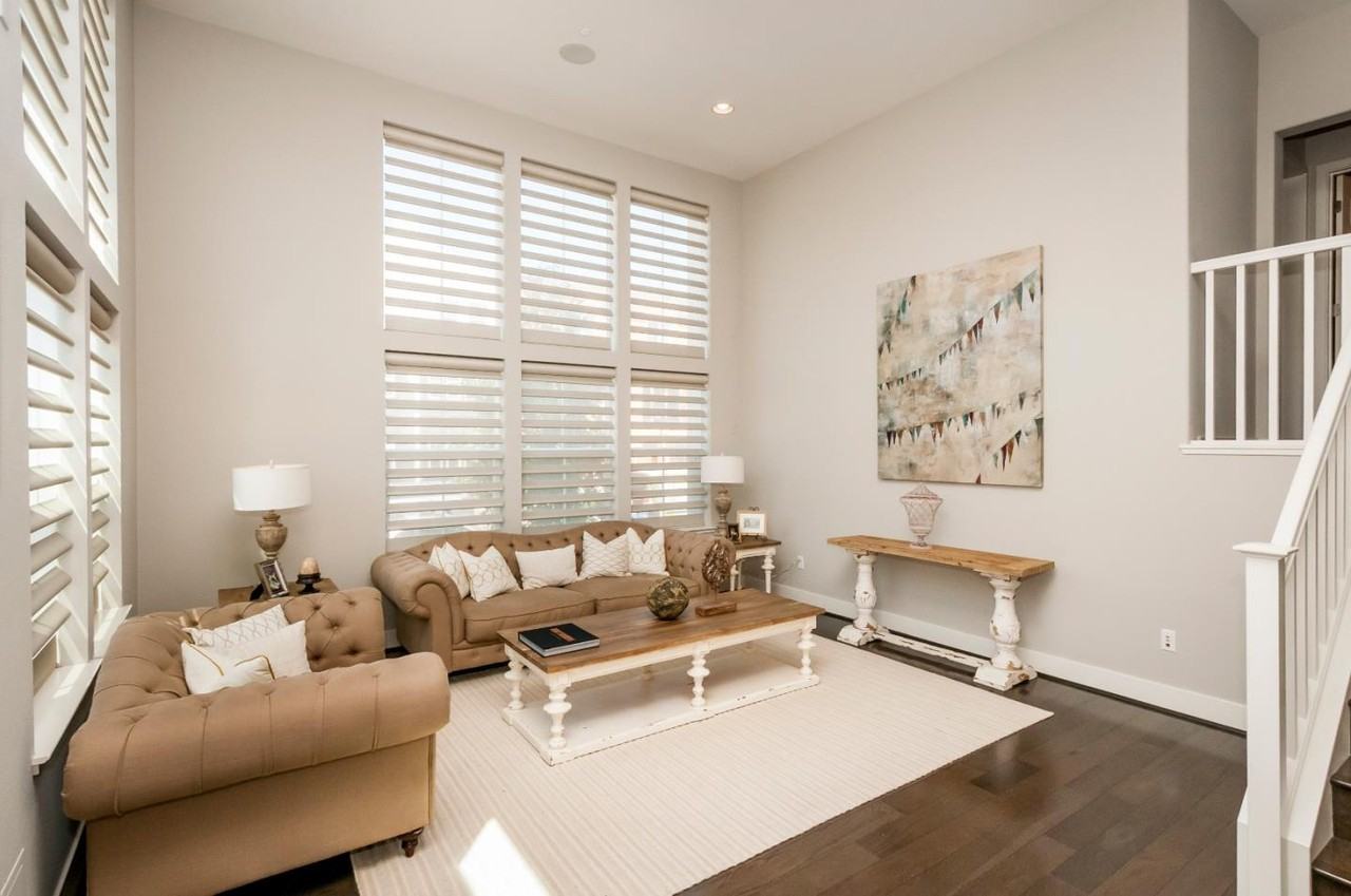 401 Derby Ave - Photo 3 of 15