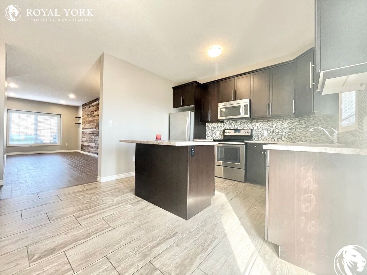 3320 Meadowgate Blvd #110 - Photo 3 of 41