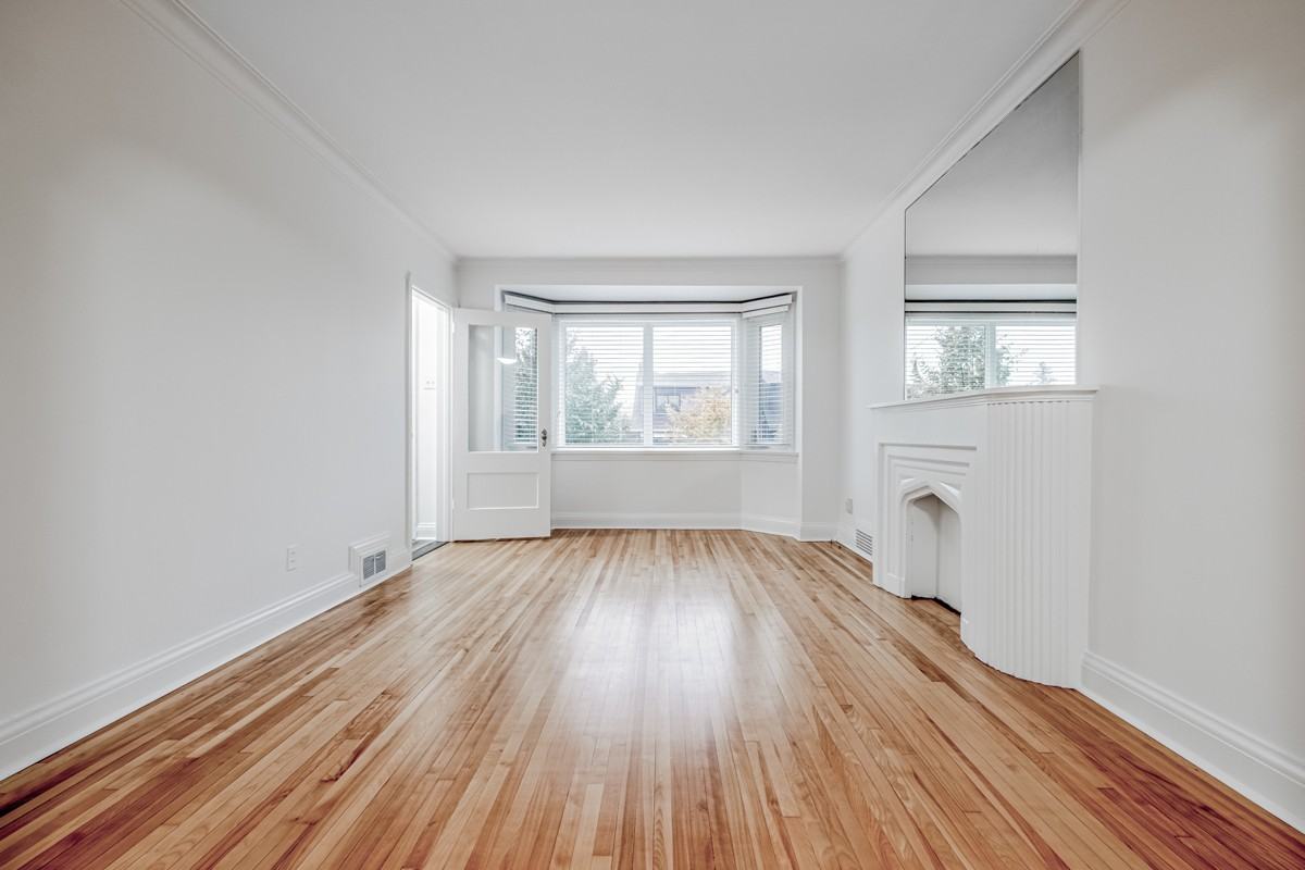 616 Oakwood Avenue - Photo 3 of 11