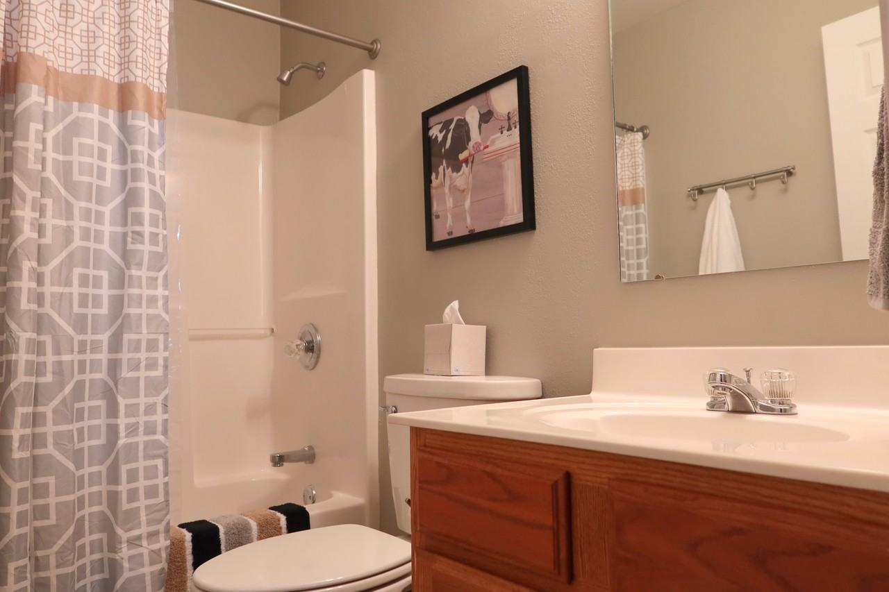 1821 Oak Knoll Dr #1821OAKKNO - Photo 2 of 19