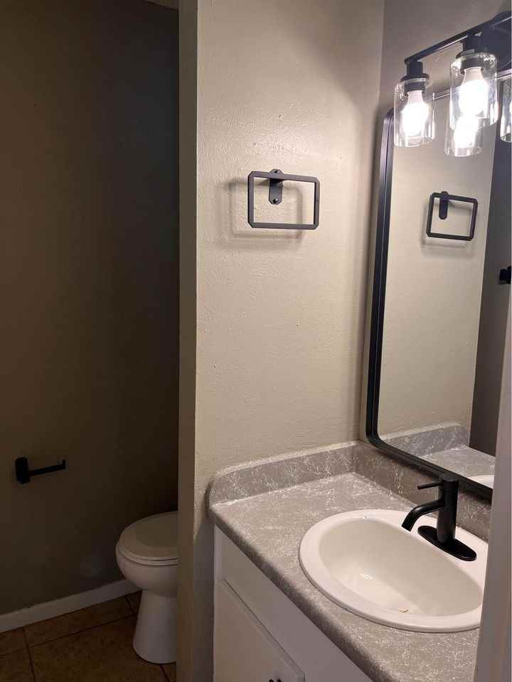 Atrium Gardens - Photo 2 of 8