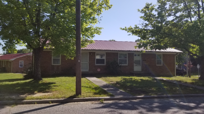 301 Culbreth Ave - Photo 2 of 26