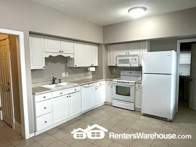 3600 Lynn Ave - Photo 2 of 10