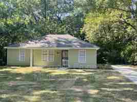 featured image of 3187 E Shirley Cir