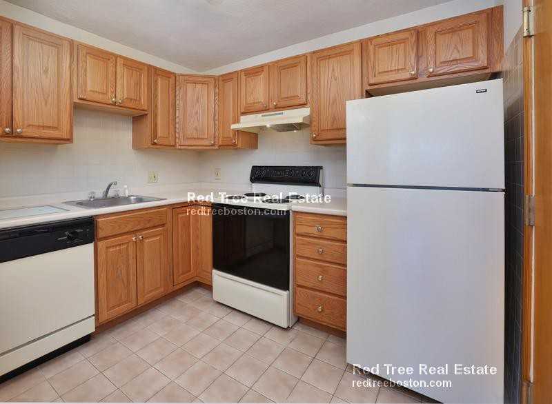 266 Grove St #9 - Photo 5 of 8