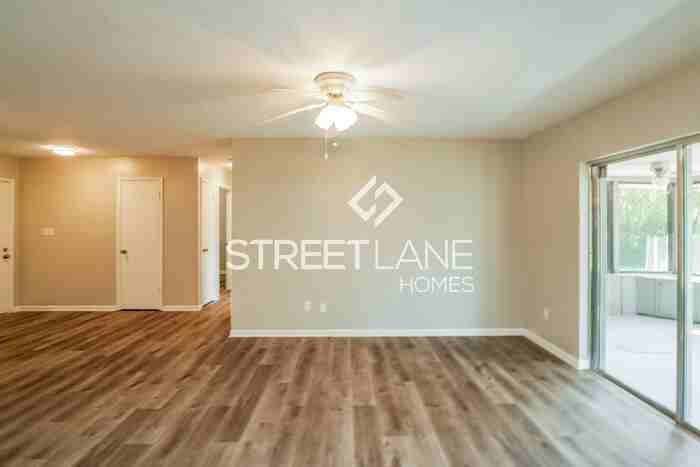 1518 Jaguar Cir - Photo 3 of 16