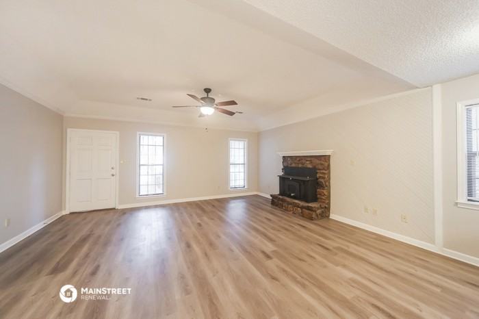 6055 Chickasaw Dr - Photo 3 of 16