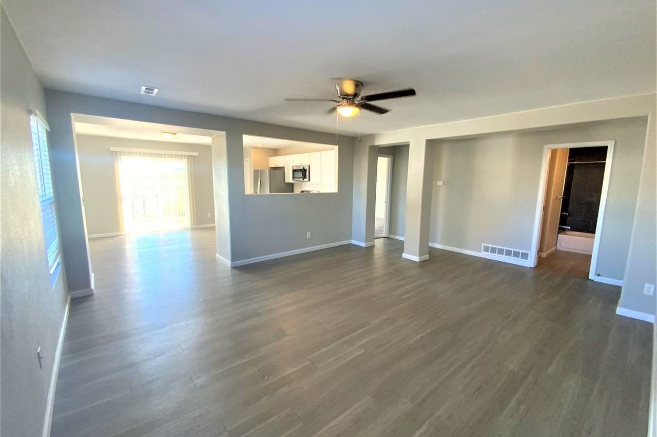 9536 Elk Mountain Cir - Photo 3 of 15