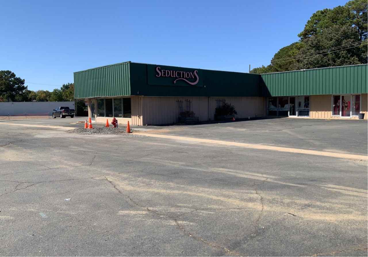 1300 John Harden Drive - Photo 5 of 5