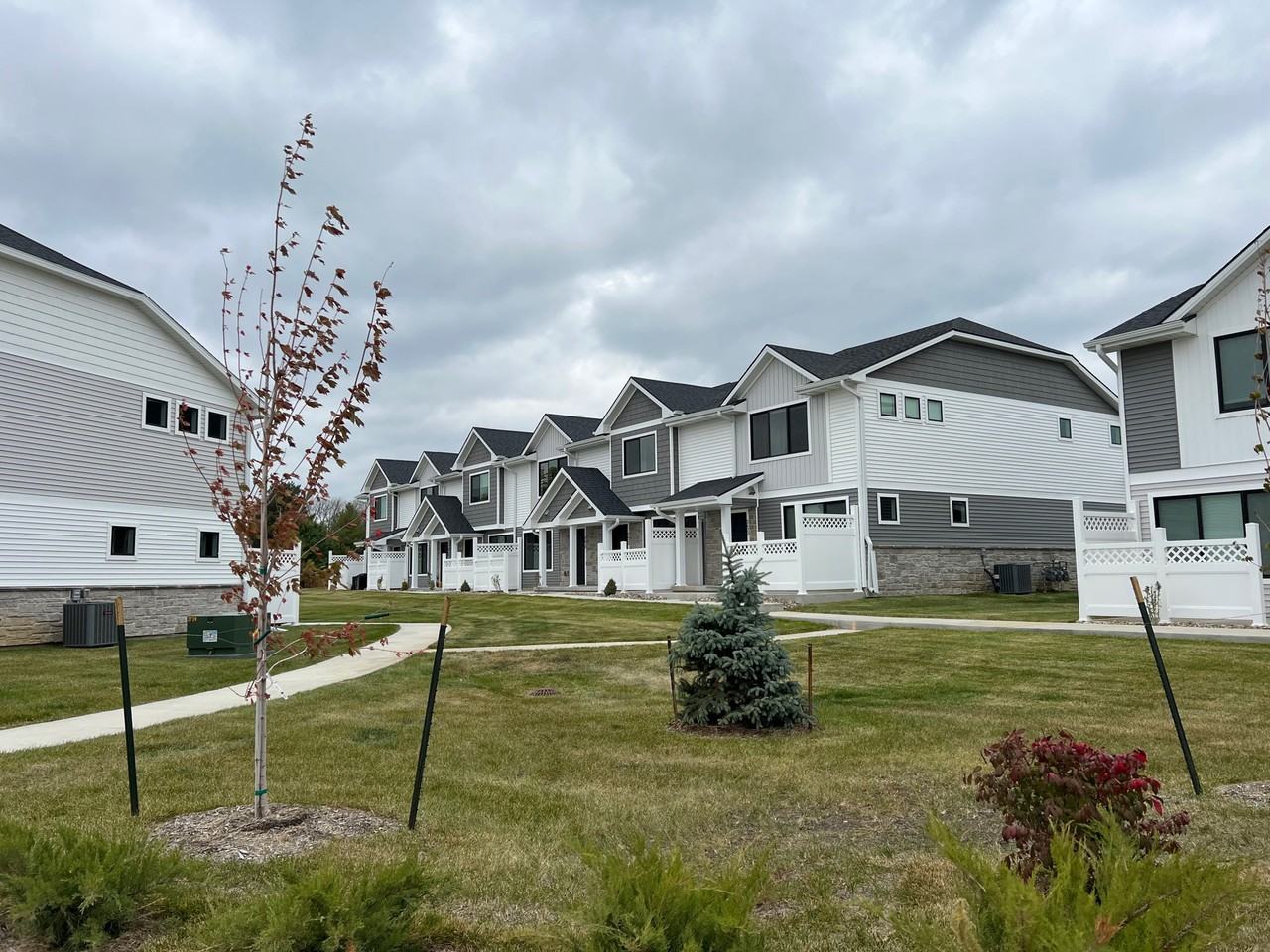 2625 Se Osier Ave #1 - Photo 4 of 21