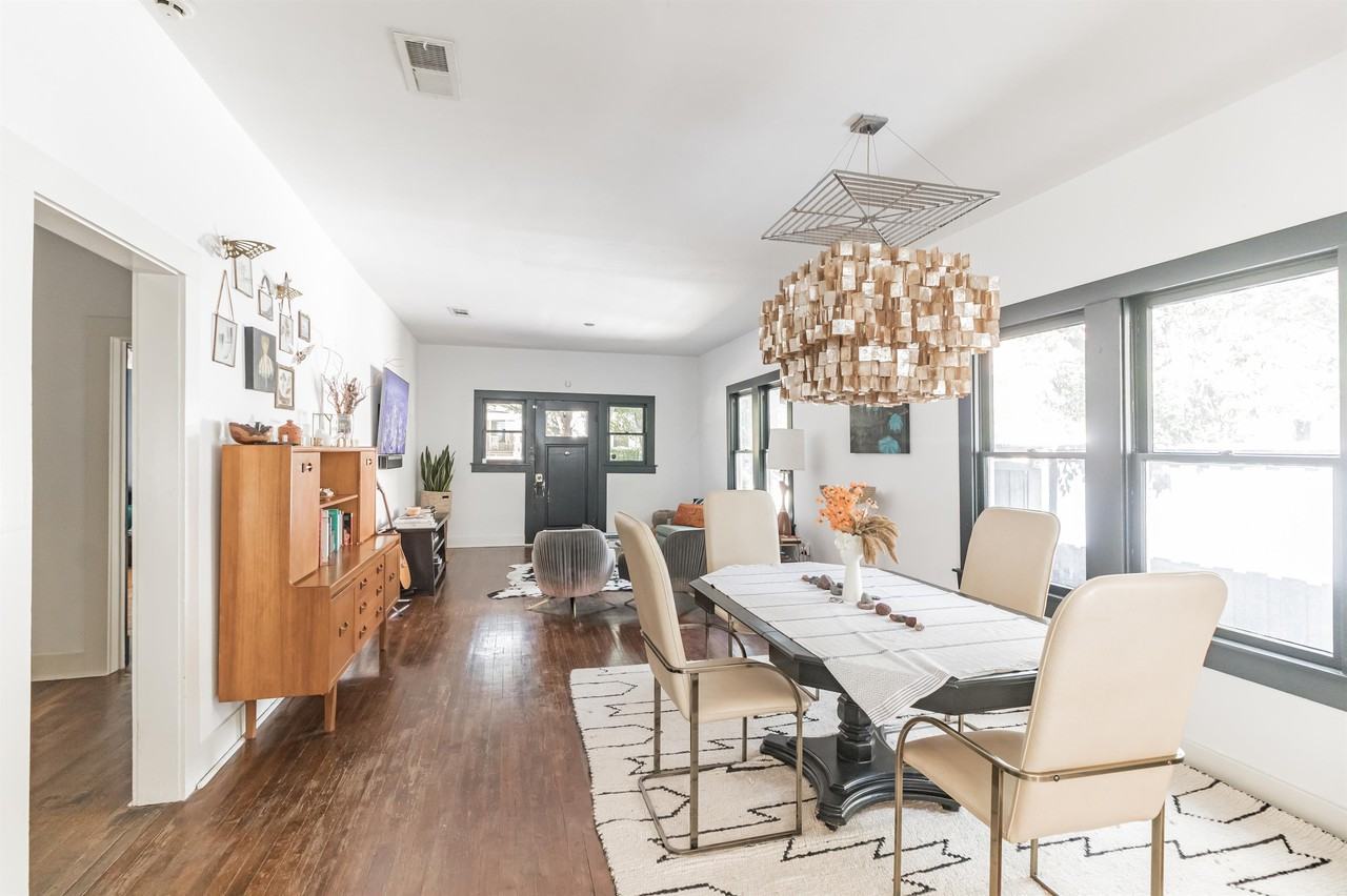 206 N Clinton Ave #1 - Photo 2 of 26