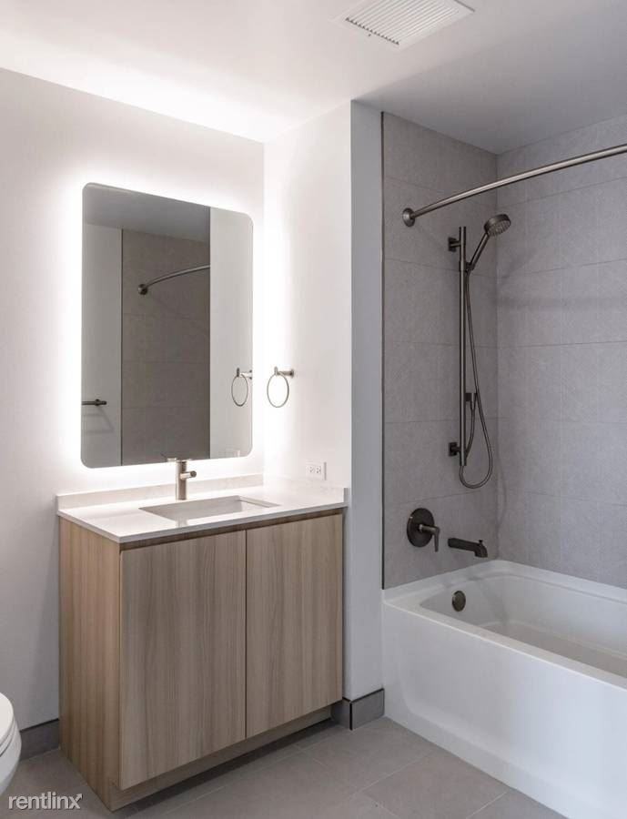 Damen and Harrison - Photo 3 of 22