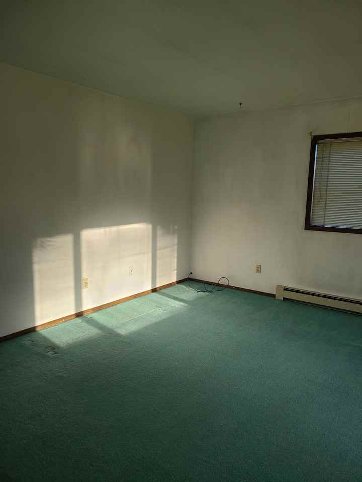 350 Carlton Dr #1 - Photo 3 of 11