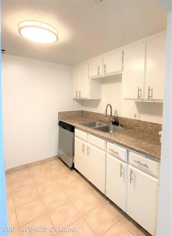 400-420 N. Oakland Ave - Photo 2 of 68