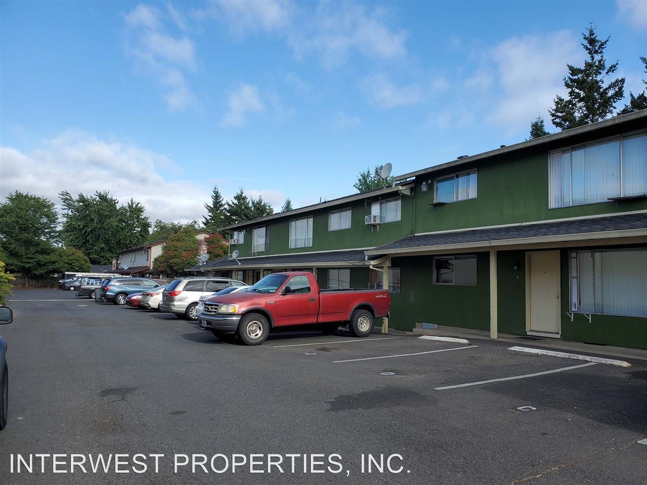 1001 NE 25TH AVE - Photo 2 of 3