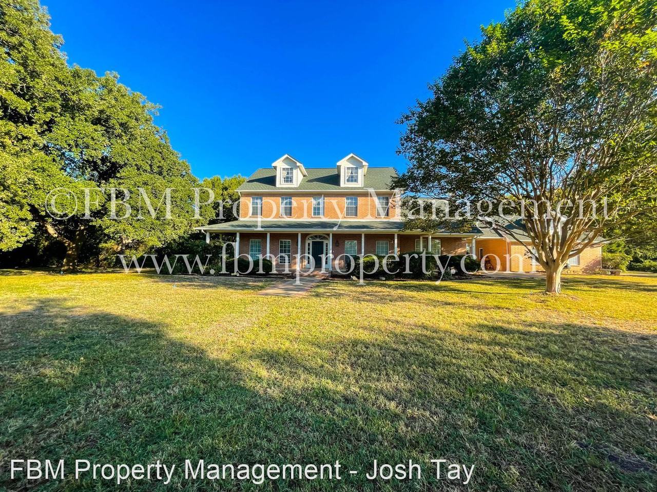 925 Pecan Grove Rd - Photo 2 of 32