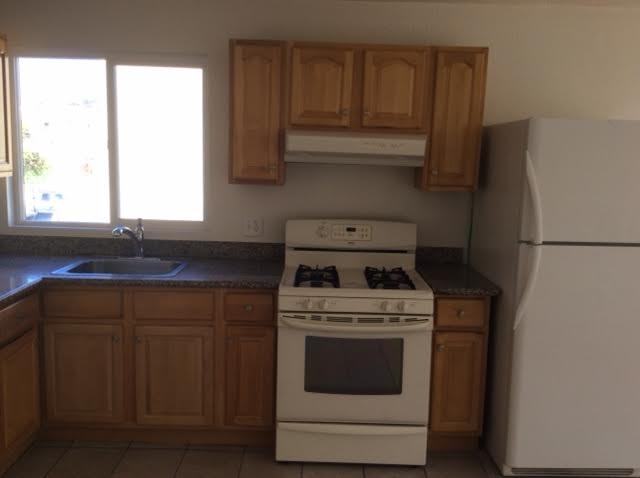 1547 23rd Ave - Photo 3 of 9