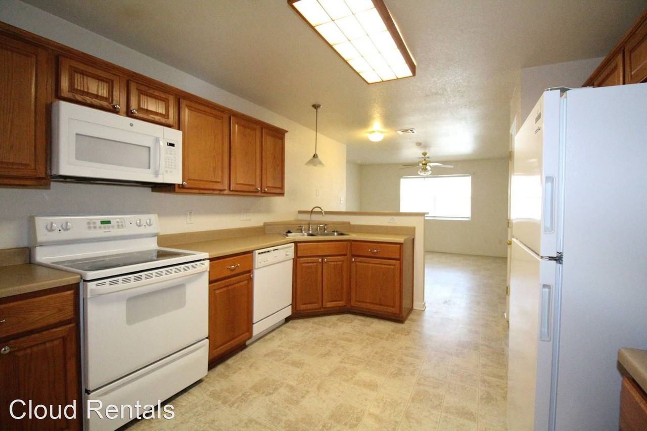 1603 Prestige Loop - Photo 3 of 27