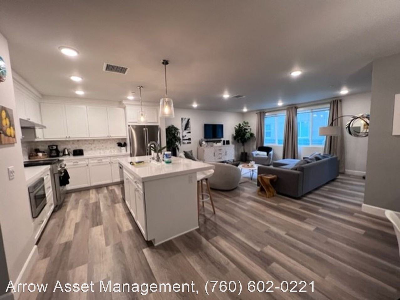 354 Walnut Ave - Photo 2 of 43