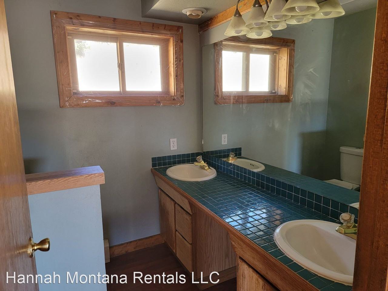 55 55 E Muir Road - Photo 2 of 12