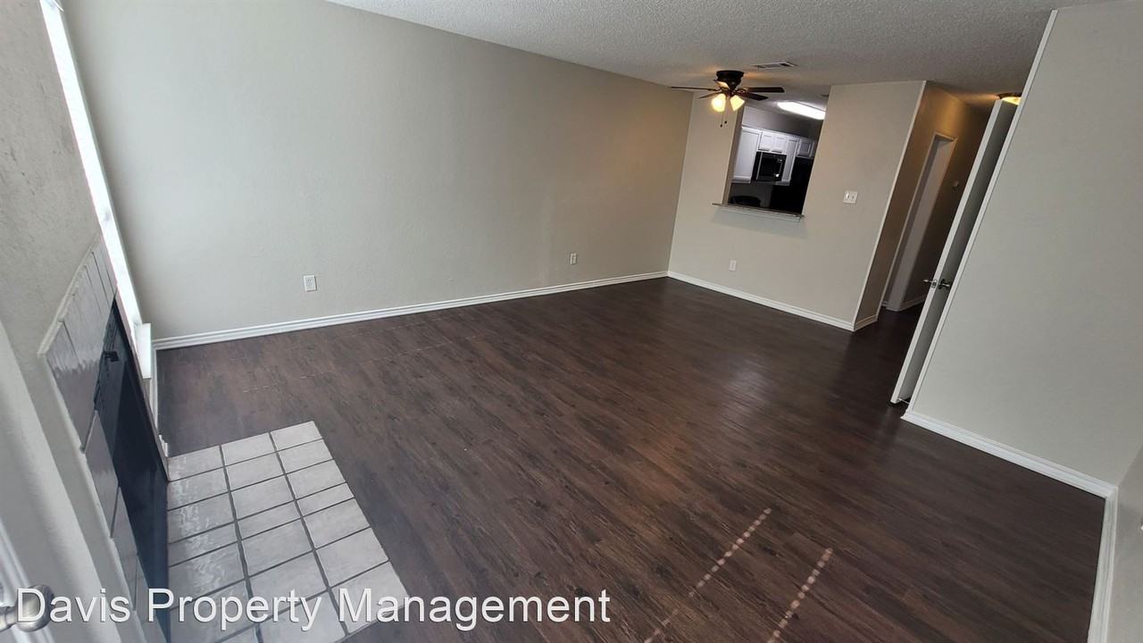 3927 Dover Dr - Photo 2 of 42