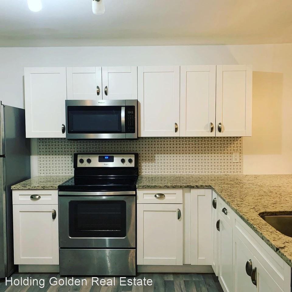 11365 Brookgreen Dr - Photo 3 of 10