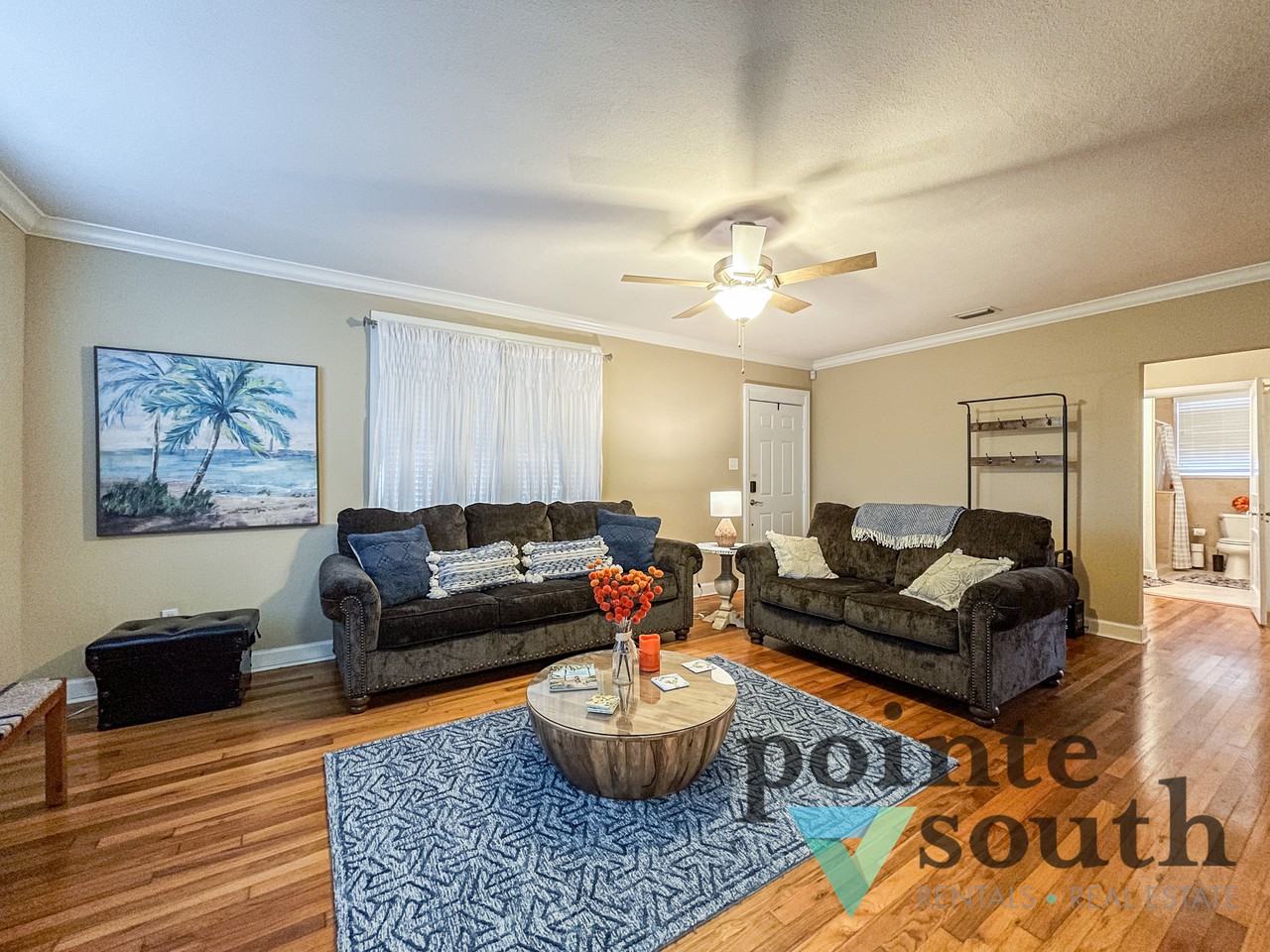 1618 W Garden St - Photo 4 of 27