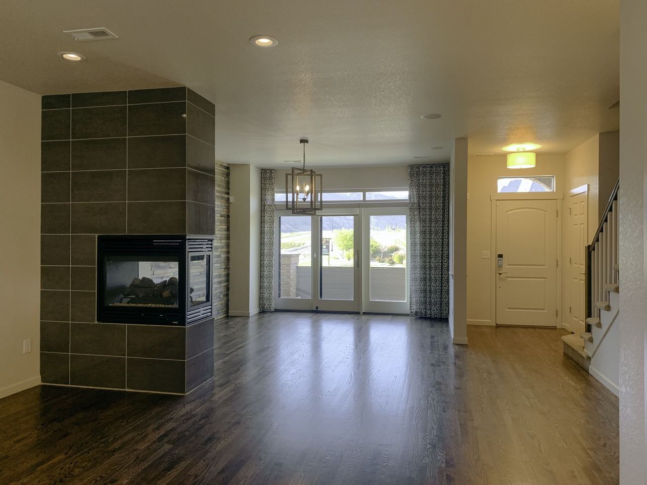 15642 W Wesley Ave - Photo 4 of 19