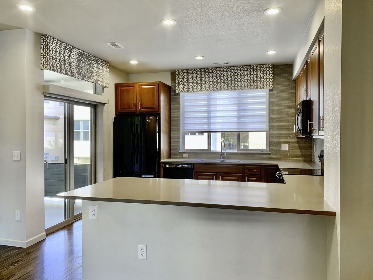 15642 W Wesley Ave - Photo 5 of 19