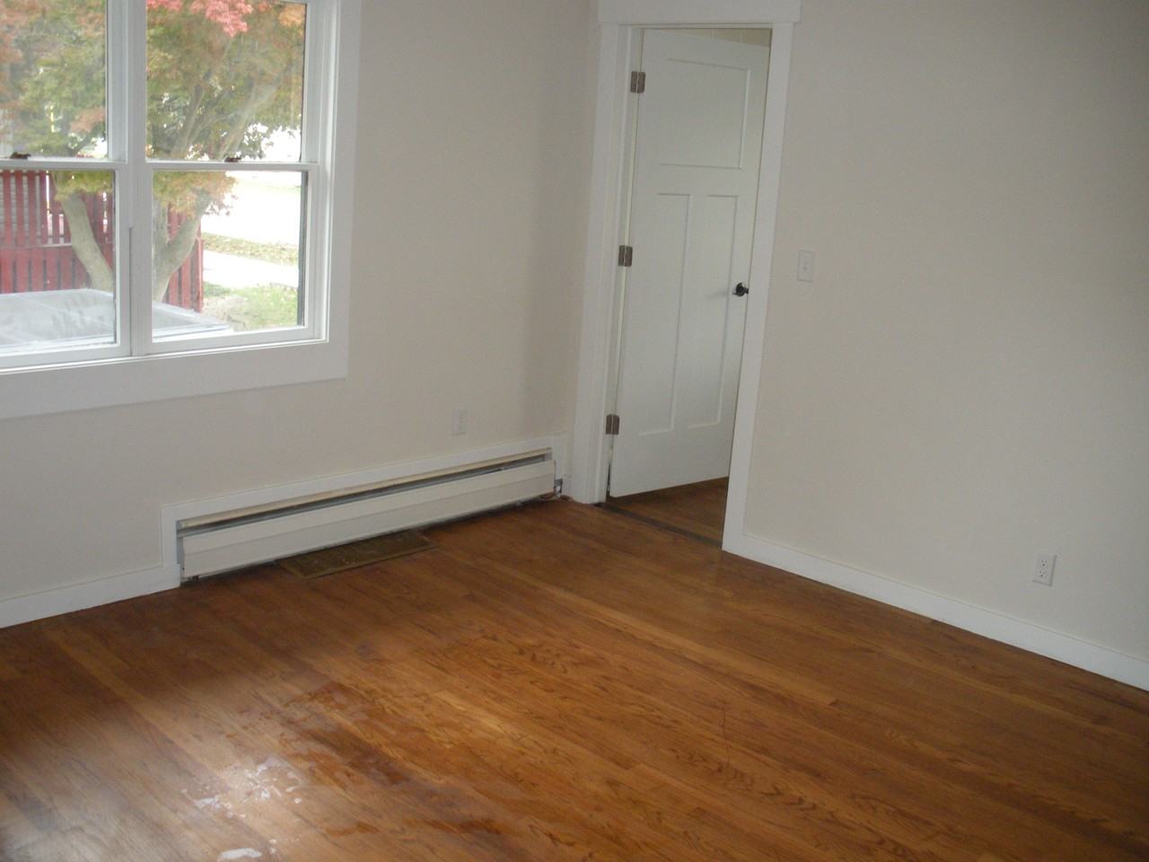 116 E Elizabeth St - Photo 2 of 21