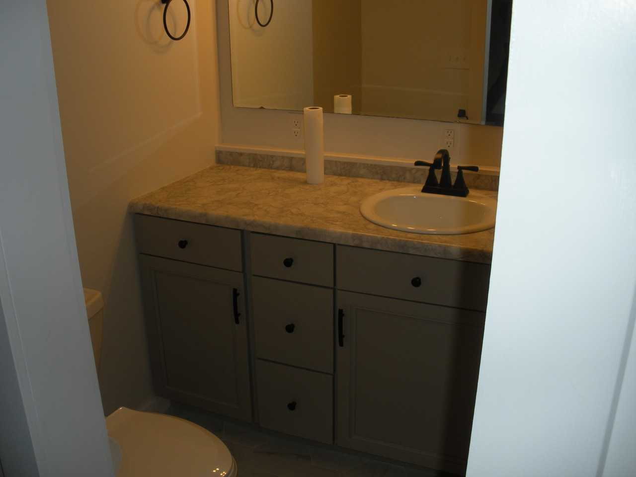 116 E Elizabeth St - Photo 3 of 21