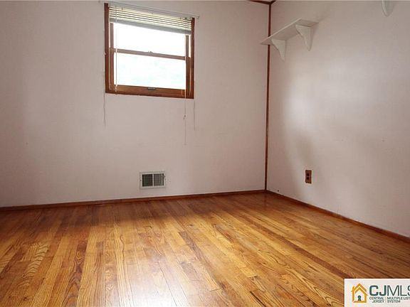 39 Stony Rd - Photo 2 of 14