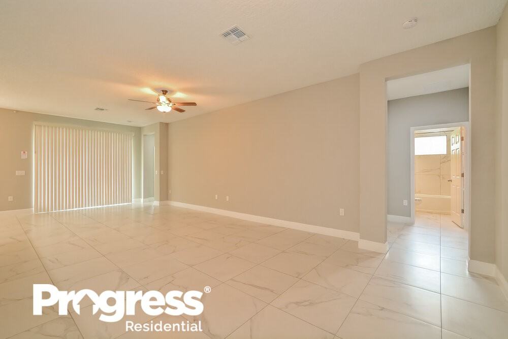 2101 Hibiscus Pl - Photo 3 of 16