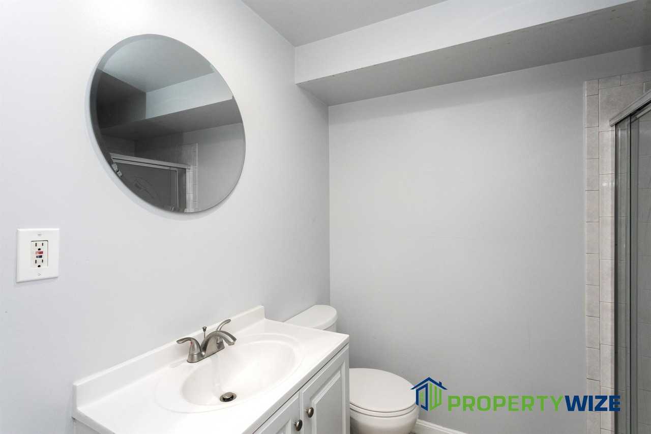 10 Blackfoot Ct #1 - Photo 7 of 32