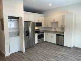 1604 Hoyt St - Photo 1 of 1