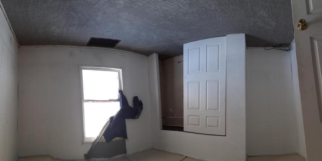 2609 N Grand Ave - Photo 6 of 12