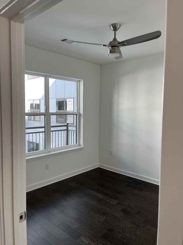 1677 54th Ave N #228 - Photo 7 of 13
