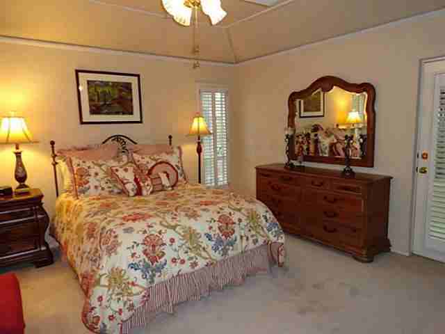 2304 Canyon Valley Trl - Photo 5 of 36