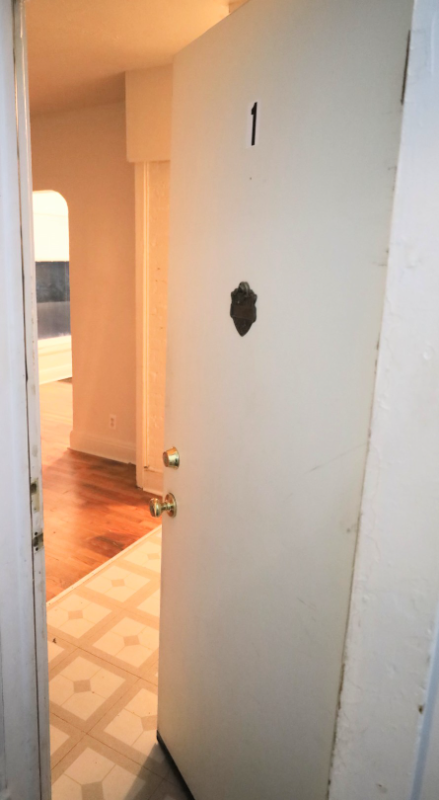 911 Reed Ave #1 - Photo 4 of 25