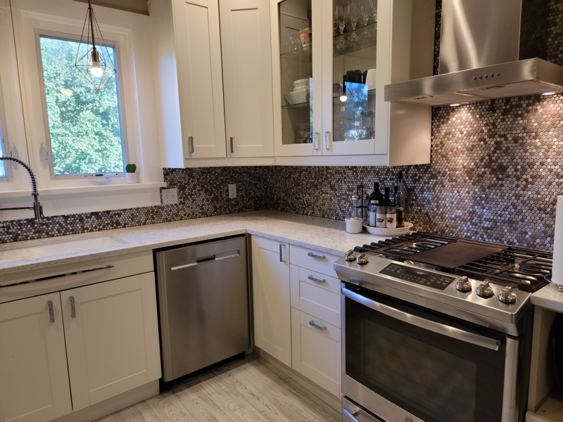 1028 Washington Ave #1 - Photo 2 of 8